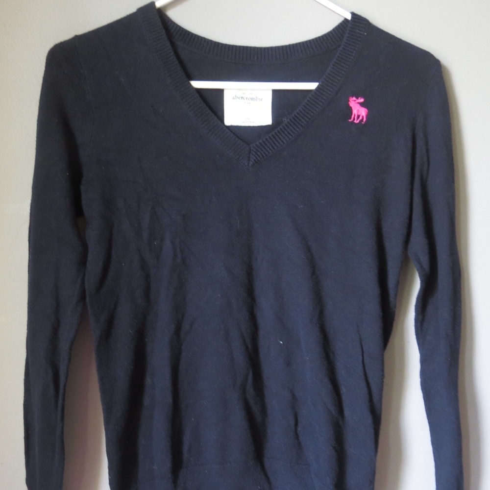 Navy blue Abercrombie sweater